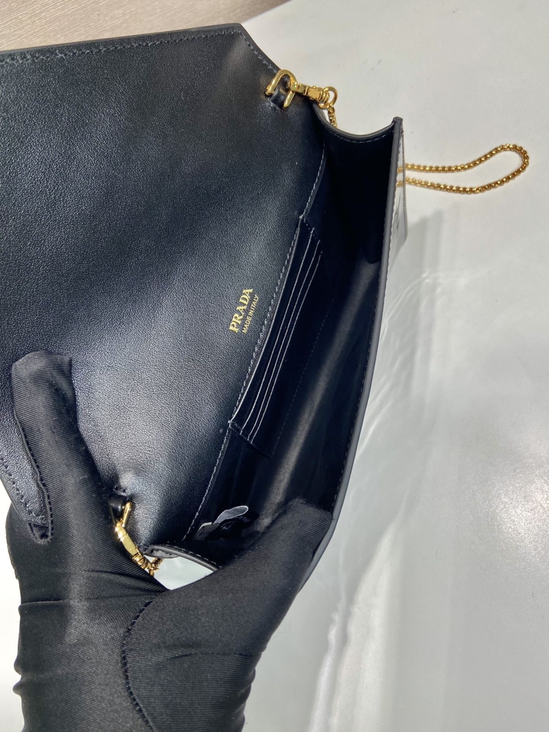 Pra*a satchel bags